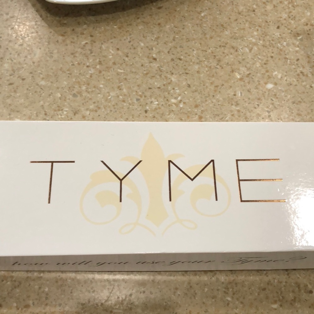 Tyme hair iron